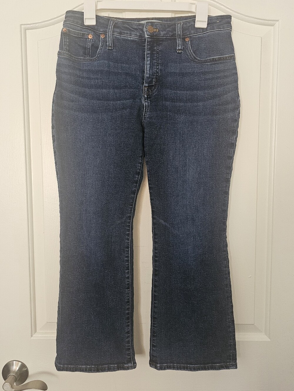 Madewell Petite Curvy Kick Out Crop Jeans - Picture 3 of 9